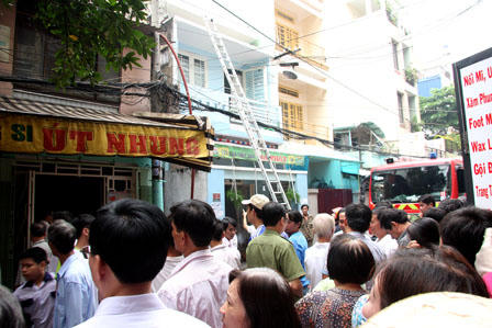 Hỏa hoạn giữa trung tâm Sài Gòn 